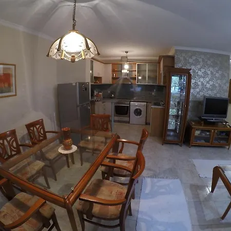 3 Bedroom Apt Beach Elite 1 *