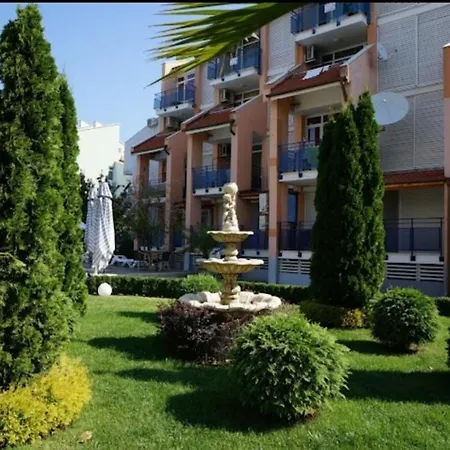 3 Bedroom Apt Beach Elite 1 Lägenhet Slăntjev Brjag