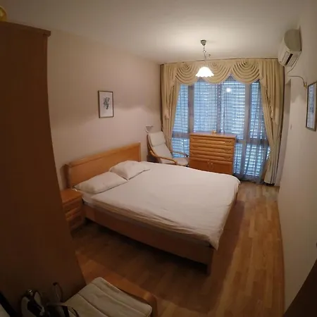 3 Bedroom Apt Beach Elite 1 * Slăntjev Brjag